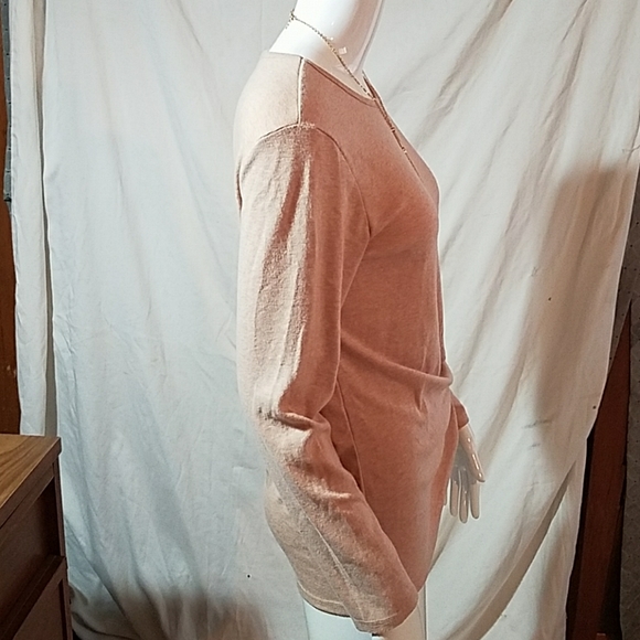 Tan long sleeve shirt - Picture 4 of 4